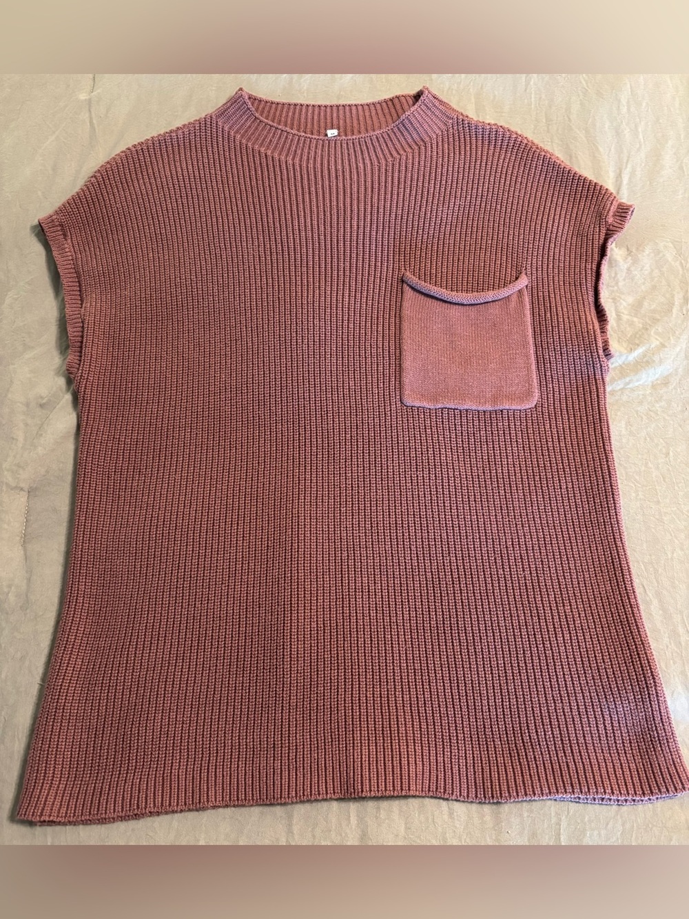 Source Unknown Dusty Rose Knit Sleeveless Top with Patch Pocket